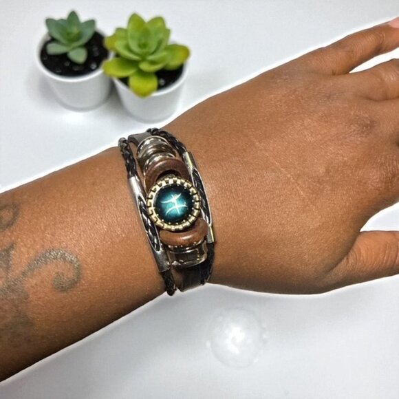✨ Leather Multi-Strand Zodiac Bracelet – Unisex Pisces Design ✨ - Picture 2 of 2